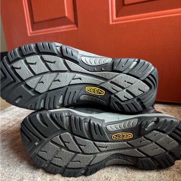 KEEN WOMEN’S SUNRIVER BLACK BOOT HIGH BOOTS US SZ 7 - Picture 9 of 14